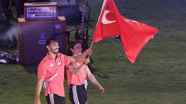 Bakan Bak, Akdeniz Oyunları'nda 111 madalya kazanan 334 milli sporcuyu tebrik etti