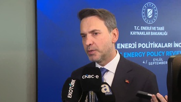 Bakan Bayraktar 2035'te 8-10 milyon elektrikli araç hedefini açıkladı