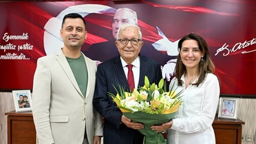 Karadeniz Ereğli Belediye Başkanı Posbıyık'a hastane yöneticilerinden geçmiş olsun ziyareti
