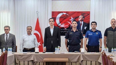 Bozyazı'da okul güvenliği toplantısı Kaymakam başkanlığında yapıldı, tedbirler ele alındı