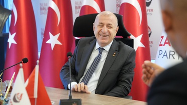 Eğitim-Sen heyeti Ümit Özdağ'ı ziyaret etti, görüşmede Çerçeve Yasa ve müfredat ele alındı