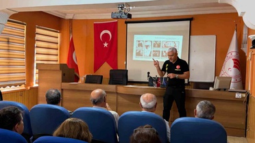 Elazığ'da tarım personeline madde bağımlılığı farkındalık eğitimi verildi
