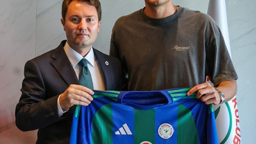 Çaykur Rizespor, Cagliari'nin santraforu Borrelli'yi bir sezon kiraladı