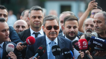 Melih Gökçek, kayıt dışı para aktarma soruşturmasında adliyede ifade verdi