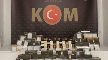 İzmit'te 2 iş yerine kaçak makaron operasyonu, 21 bin 500 makaron ele geçirildi