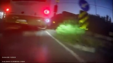 Bursa'da kırmızı ışık ihlali yapan otobüs şoförü, 'Cezamızı çekeriz'