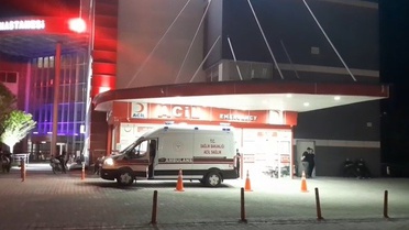 Konya Karapınar'da otomobil ile motosiklet çarpıştı, 2 kişi yaralandı