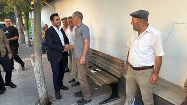 Lalapaşa'da esnafı gezen Kaymakam Çolak, hayırlı kazançlar diledi