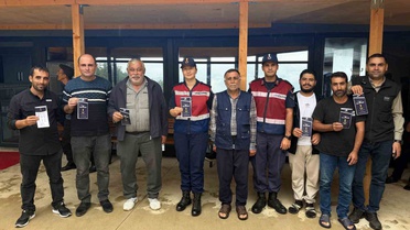 Çamaş'ta tarım işçisi ailelere KADES ve güvenlik eğitimi verildi
