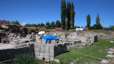 Tokat Sulusaray'daki Sebastapolis Antik Kenti'nde kazılar tarihi dokuyu ortaya çıkarıyor