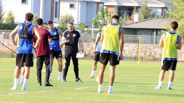 Muğlaspor ilk iç saha maçında Vanspor'u ağırlayacak; Koşukavak taraftardan destek istedi