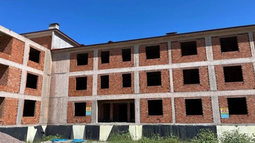 Ayancık'taki yarım kalan huzurevi inşaatı Bakanlığa devrediliyor