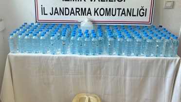 İzmir'de jandarma 7 saatlik denetimde 6 bin 989 kişiyi sorguladı