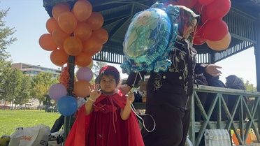 Konya'da kanseri yenen 3 yaşındaki Meryem Sena için balonlu moral etkinliği