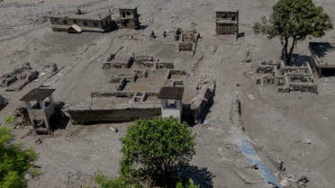Nepal'de sel felaketinde can kaybı 1344'e yükseldi, 5 bin kişi kayıp