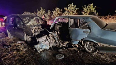 Yozgat Sorgun'da iki araç çarpıştı, 1 ölü, 2 yaralı