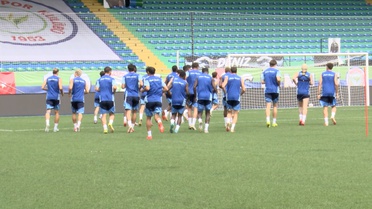 Uçar: Gençleşen Rizespor planlı transferlerle güçlendi, Alanya maçında taraftar desteği