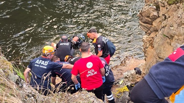 Tokat Niksar'da derede kaybolan iki kardeşin cansız bedenlerine ulaşıldı