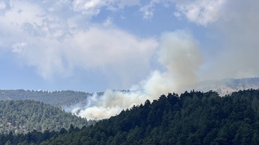 Kahramanmaraş Onikişubat'taki orman yangınına 70 personel ve 3 helikopterle müdahale sürüyor