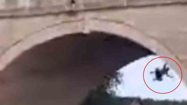 Edirne'de köprüden Meriç Nehri'ne düşen kişiyi gezi teknesindekiler kurtardı