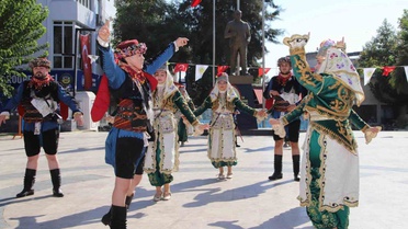Aydın Köşk'te kurtuluşun 104. yıl dönümü törenle kutlandı, çelenk sunuldu