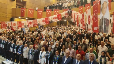 MHP Rize'de İhsan Alkan kongrede yeniden il başkanlığına seçildi