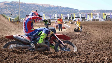 Hollandalı Jeffrey Herlings, MXGP'nin Afyonkarahisar'daki yarışını kazanarak şampiyon oldu