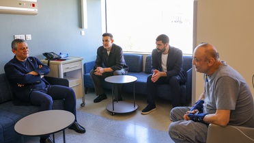 Özgür Özel, yaralanan vekili hastanede ziyaret etti