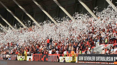 ÇorumFK, Eyüpspor karşısında ilk yarıyı 2-0 önde tamamladı