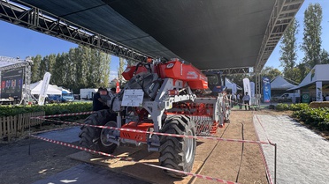 Kayseri Şeker'de TÜBİTAK destekli yerli 6 sıralı pancar hasat makinesi üretildi