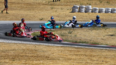 Uşak'ta Türkiye Karting Şampiyonası'nın beşinci ayağında 45 sporcu yarıştı