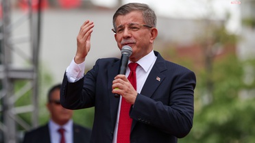 Davutoğlu, Cumhurbaşkanına hakaret soruşturmasında ifade verdi