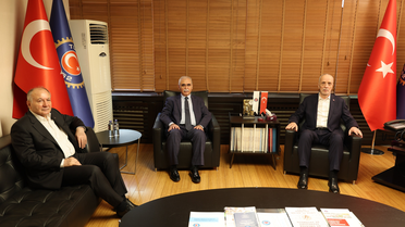 AYM Başkanı Özkaya, TÜRK-İŞ'i ziyaret etti; gündem çalışma hayatıydı