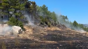 Burdur Bucak'ta orman yangınına havadan ve karadan 112 personelle müdahale sürüyor