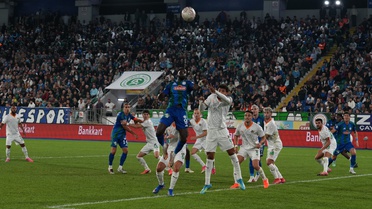 Süper Lig'de Çaykur Rizespor evinde Alanyaspor'a 1-0 mağlup oldu
