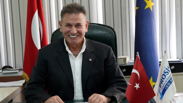 Yapay Zeka Çevirmenliği Dönüştürüyor; Uzmanlar İnsanın Yerini Alamayacağını Söylüyor