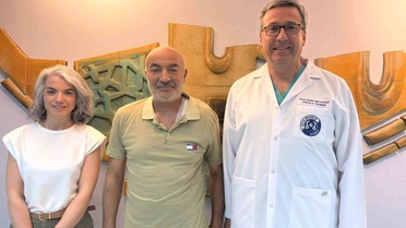 Kötü huylu omuz tümörü Erciyes'te kendi dokusuyla yeniden yapılandırılarak alındı