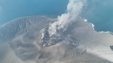 Endonezya'da Anak Krakatau'nun külleri başkente doğru ilerliyor