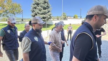 Cumhurbaşkanına suikast timindeki FETÖ'cü haine yardım iddiası! 10 şüpheli adliyede