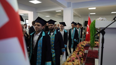 Türkiye Maarif Vakfı'nın Halep Azez'deki liselerinden 38 öğrenci mezun oldu