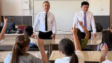 Yenipazar'da Müdür Akyol, 5. sınıf öğrencileriyle uyum haftasında bir araya geldi