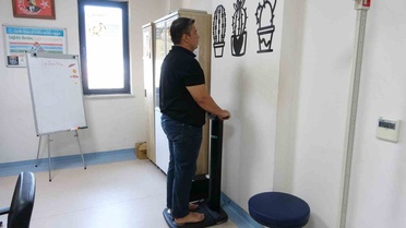 Mersin'de özel güvenlik görevlisi 12 ayda 30 kilo verdi, rahat yürüyüp uyumaya başladı