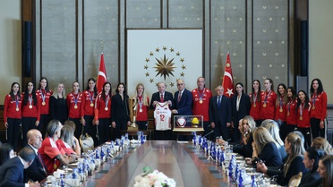 Cumhurbaşkanı Erdoğan, şampiyon milli voleybolcuları kabul etti