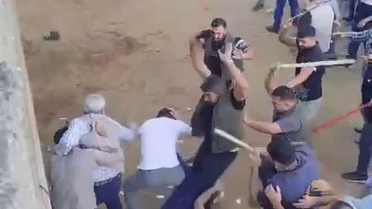 Diyarbakır Canlı Hayvan Borsası'nda alacak verecek kavgası taşlı sopalı kavgaya dönüştü