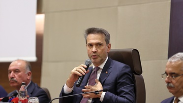 Bakan Bayraktar: Enerjide bağımsızlık için elektrikleşmeyi en üst düzeye çıkaracağız