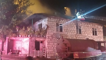 Elazığ Karakoçan'da ev yangınında çift hayatını kaybetti