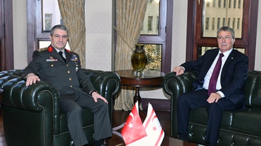 Genelkurmay Başkanı Bayraktaroğlu, KKTC Başbakanı Üstel ile Genelkurmay Karargahı'nda görüştü