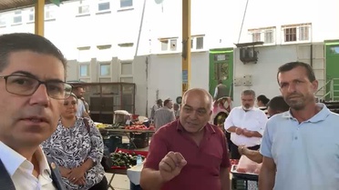 YENİ Partili Halıcı Atabey pazarında çiftçinin sorunlarını dinledi, pazarcı isyan etti