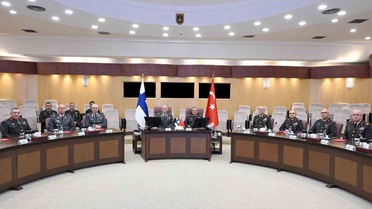 Kara Kuvvetleri Komutanı Tokel, Finlandiyalı mevkidaşı Valimaki'yi askeri törenle karşıladı