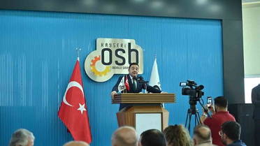 Kayseri OSB'de deprem güvenliği toplantısı yapıldı; Başkan Yalçın sunumlarla bilgilendirdi